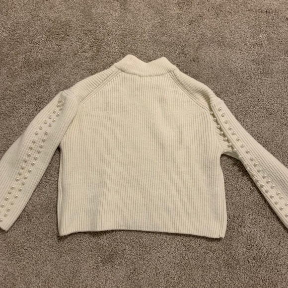 H&M Pearl Sweater - Picture 3 of 10